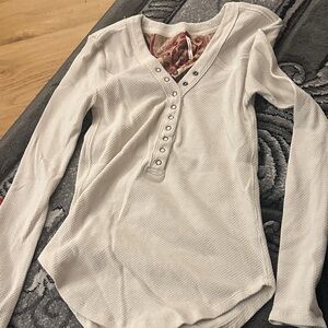 Women's White Long Sleeve Top